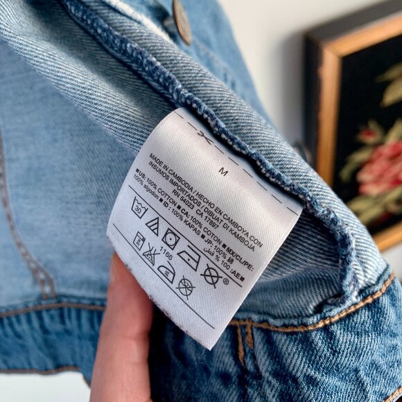 Old Navy  |   100% cotton Jean Jacket Vest size M Women's - Picture 11 of 14